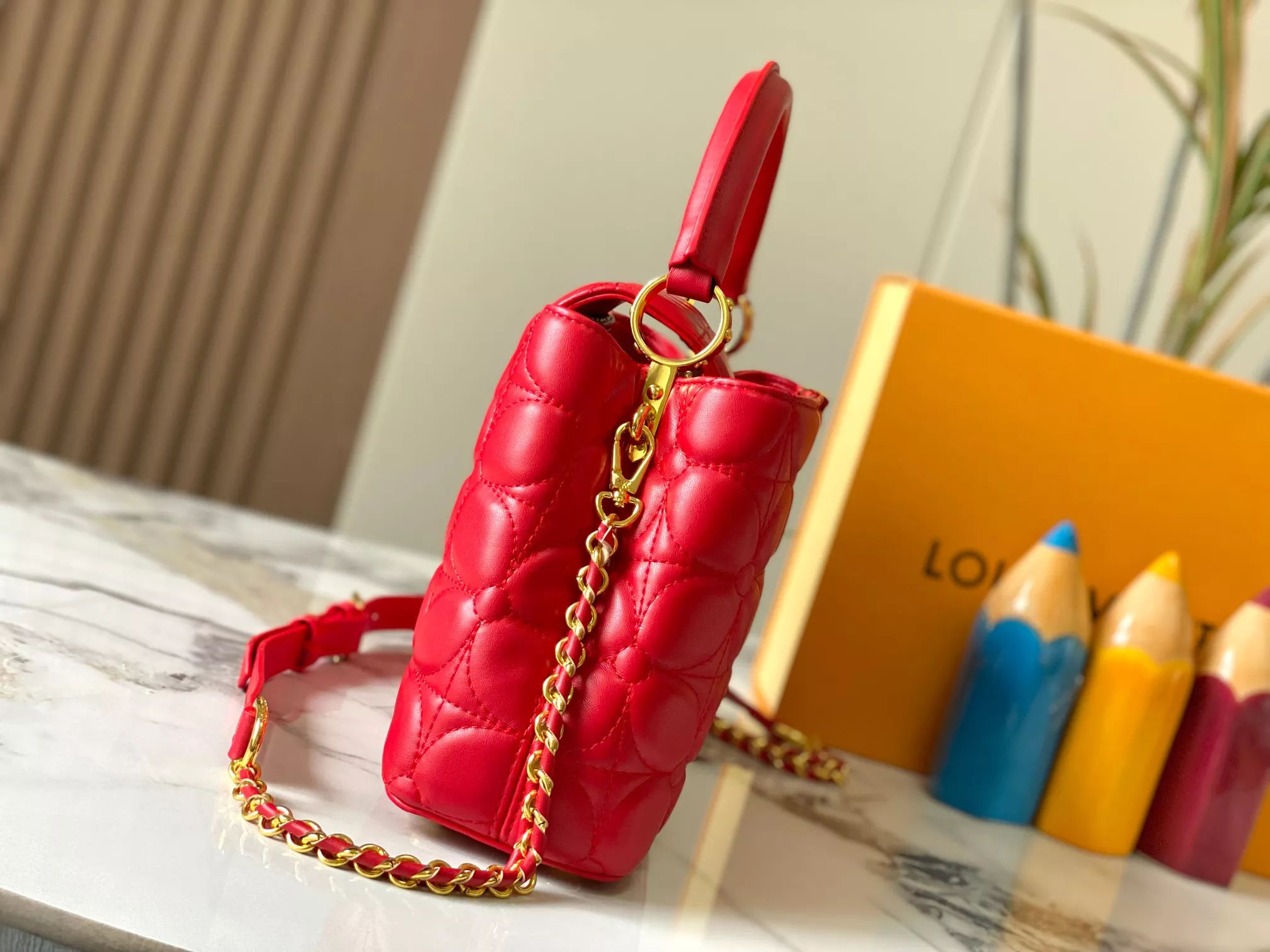 Louis Vuitton AAA Quality Messenger Bags For Women WellDesigned 8690