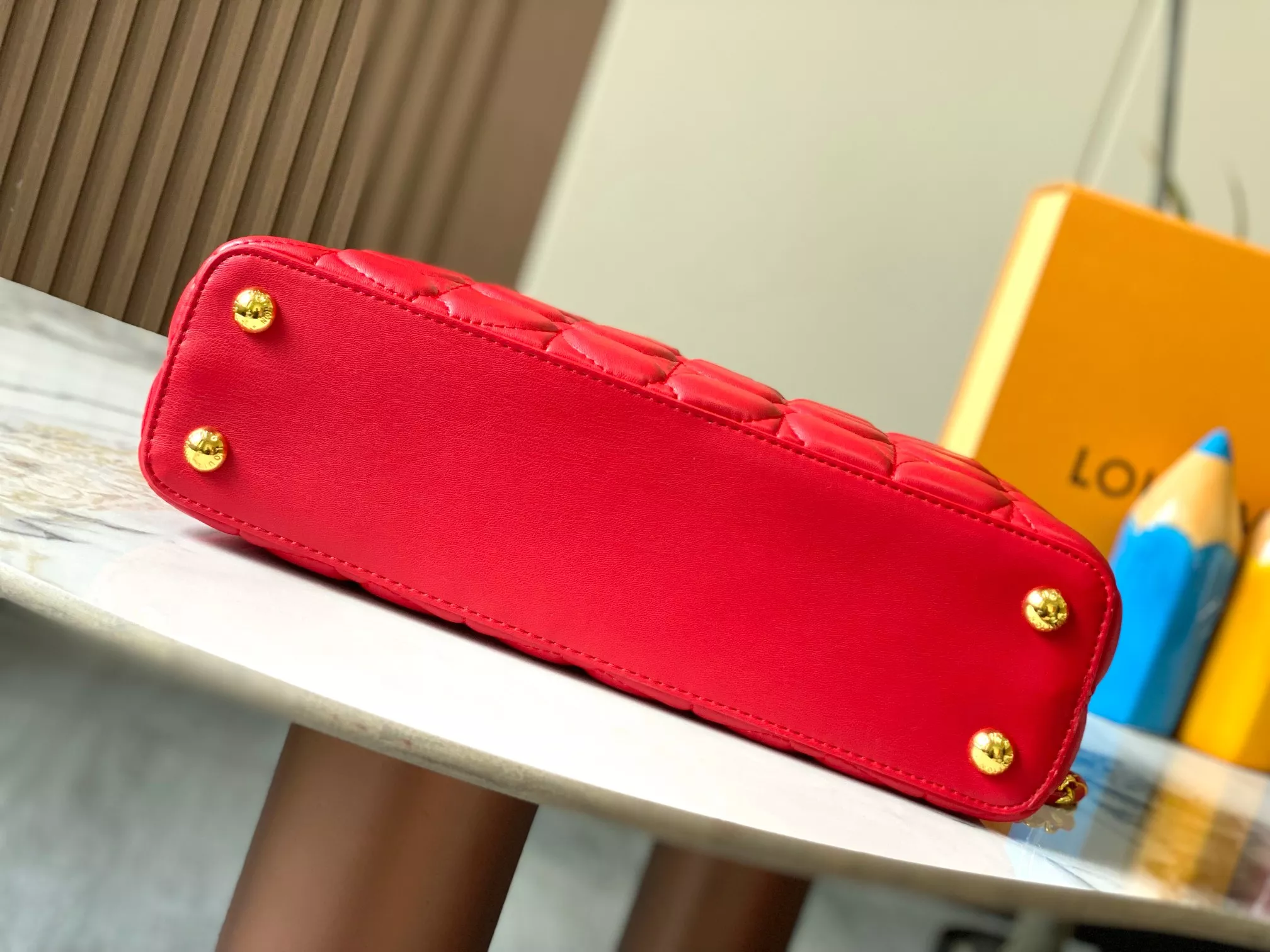Louis Vuitton AAA Quality Messenger Bags For Women WellDesigned 8690