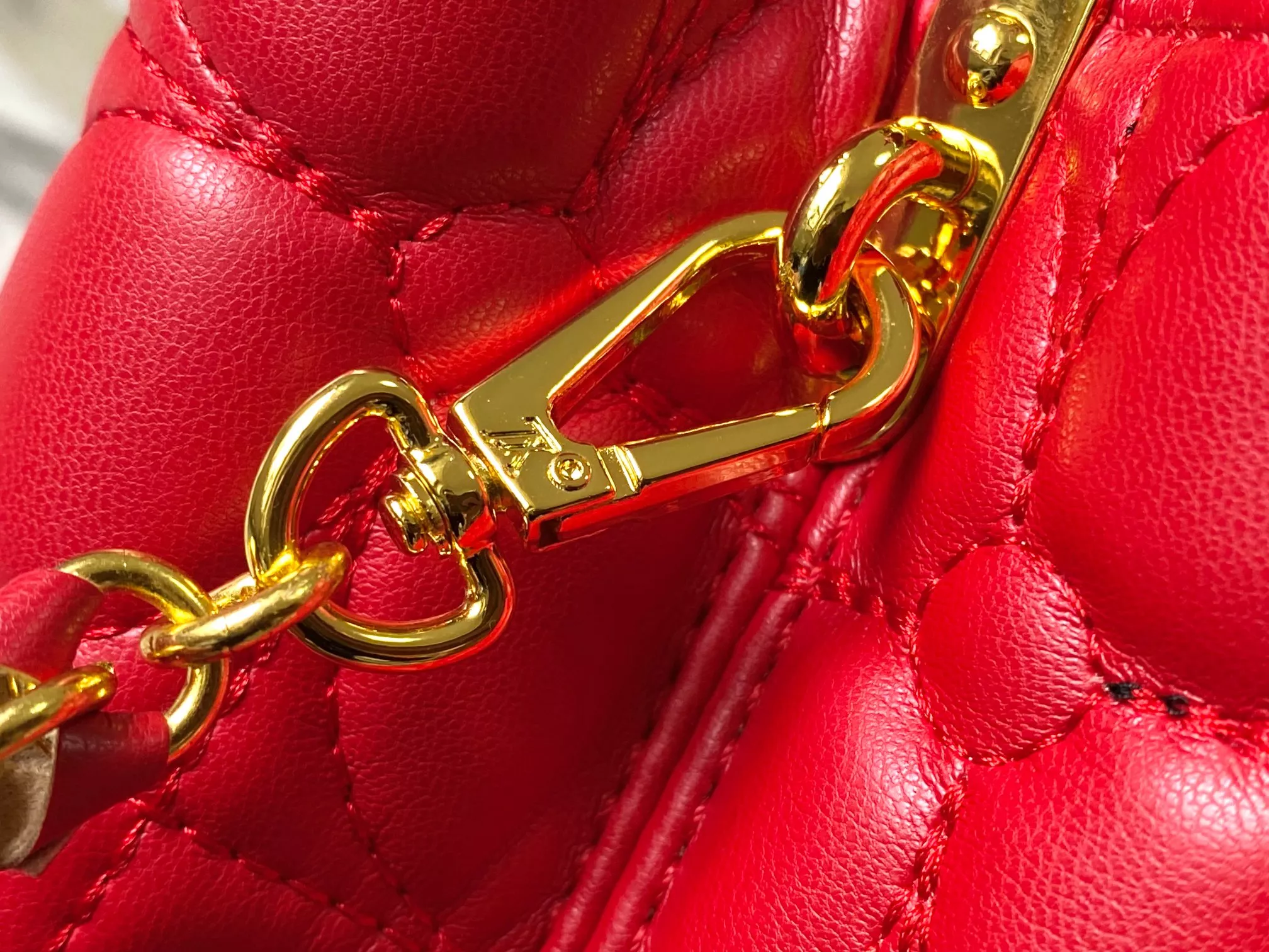 Louis Vuitton AAA Quality Messenger Bags For Women WellDesigned 8690