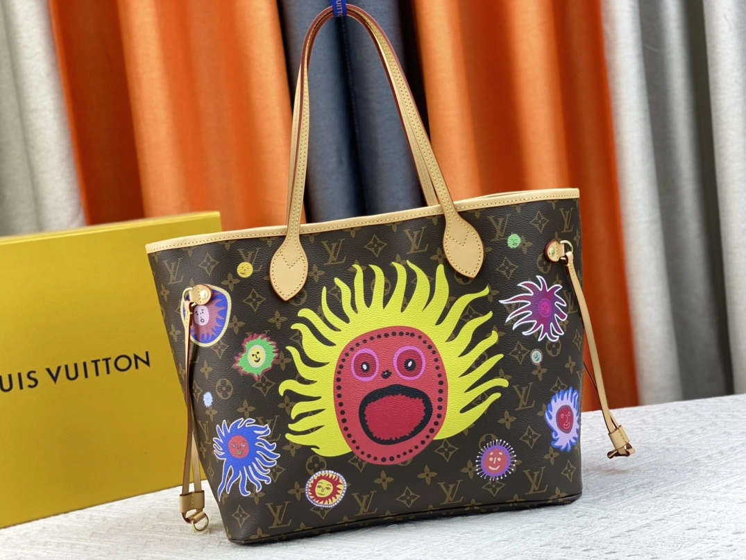 Louis Vuitton AAA Quality Shoulder Bags For Unisex Trendsetting 581
