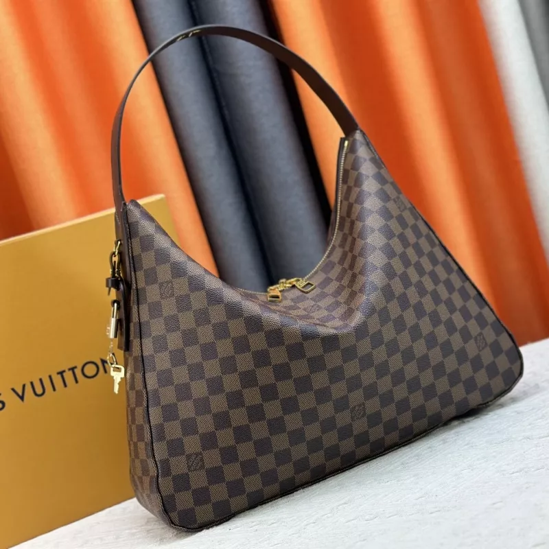 Louis Vuitton AAA Quality Shoulder Bags For Women Affordable 4989