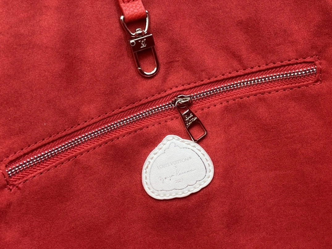 Louis Vuitton AAA Quality Shoulder Bags For Women AllSeason 1209