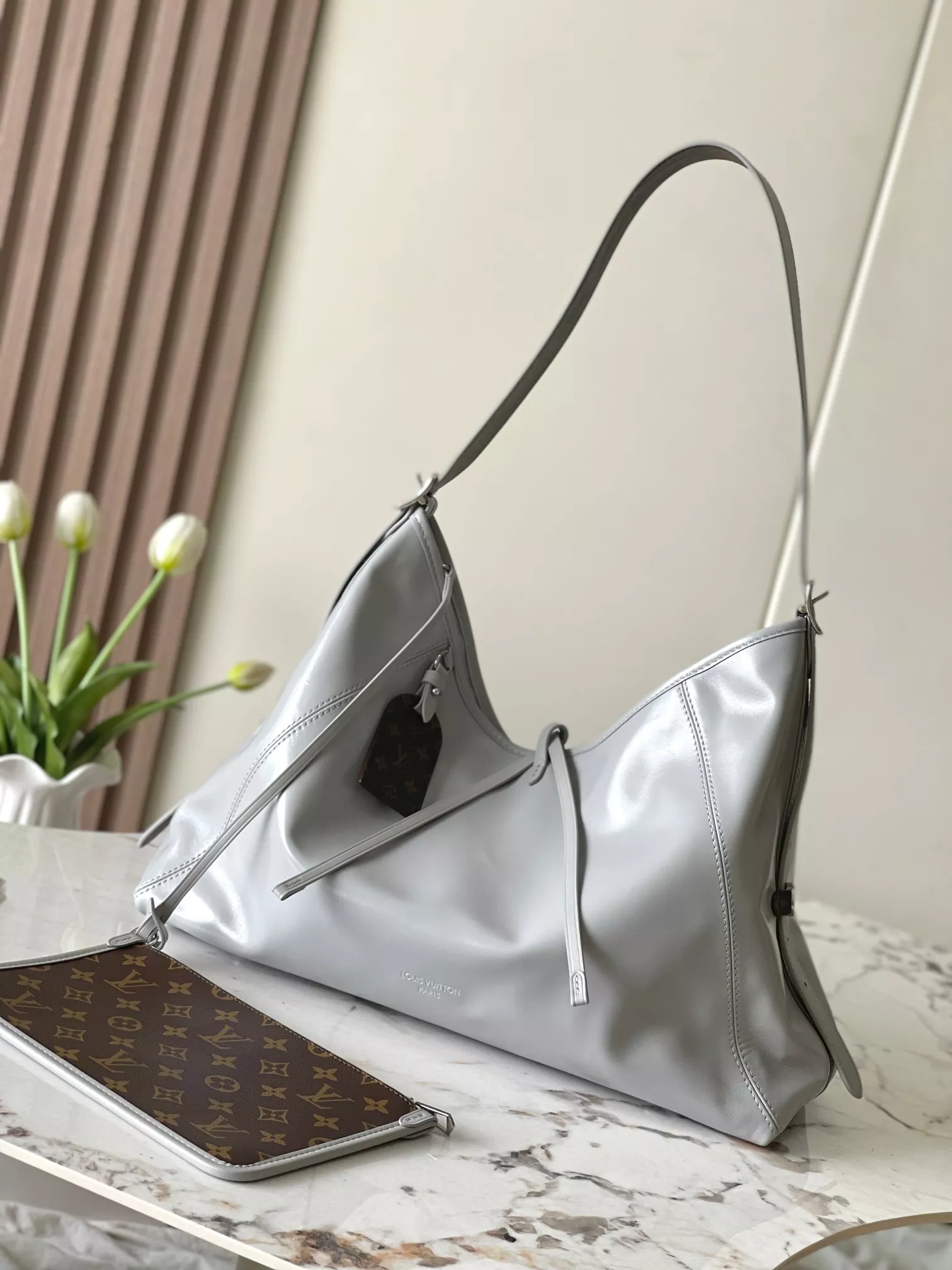 Louis Vuitton AAA Quality Shoulder Bags For Women AllSeason 5874