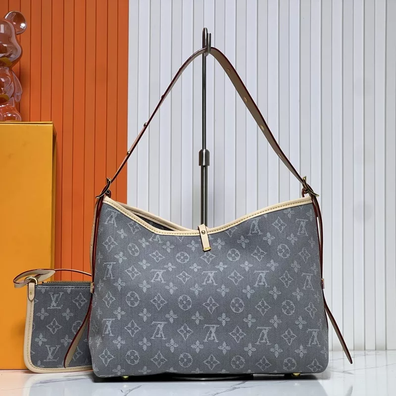 Louis Vuitton AAA Quality Shoulder Bags For Women Breathable 2622