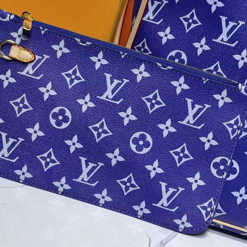 Louis Vuitton AAA Quality Shoulder Bags For Women Breathable 7091