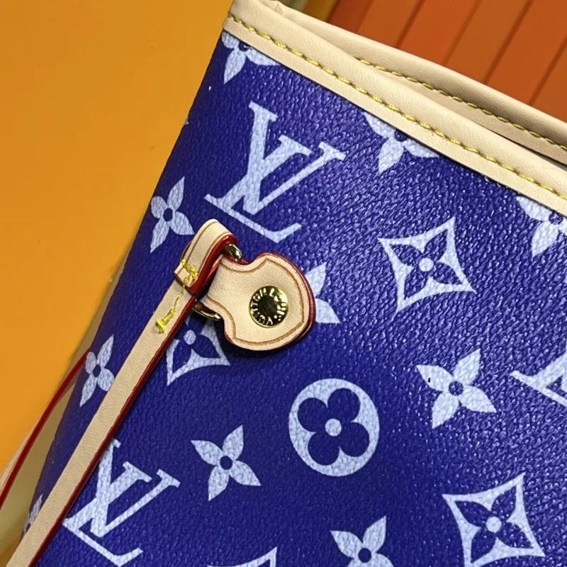 Louis Vuitton AAA Quality Shoulder Bags For Women Breathable 7091