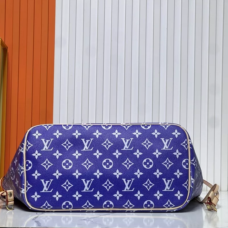 Louis Vuitton AAA Quality Shoulder Bags For Women Breathable 7091