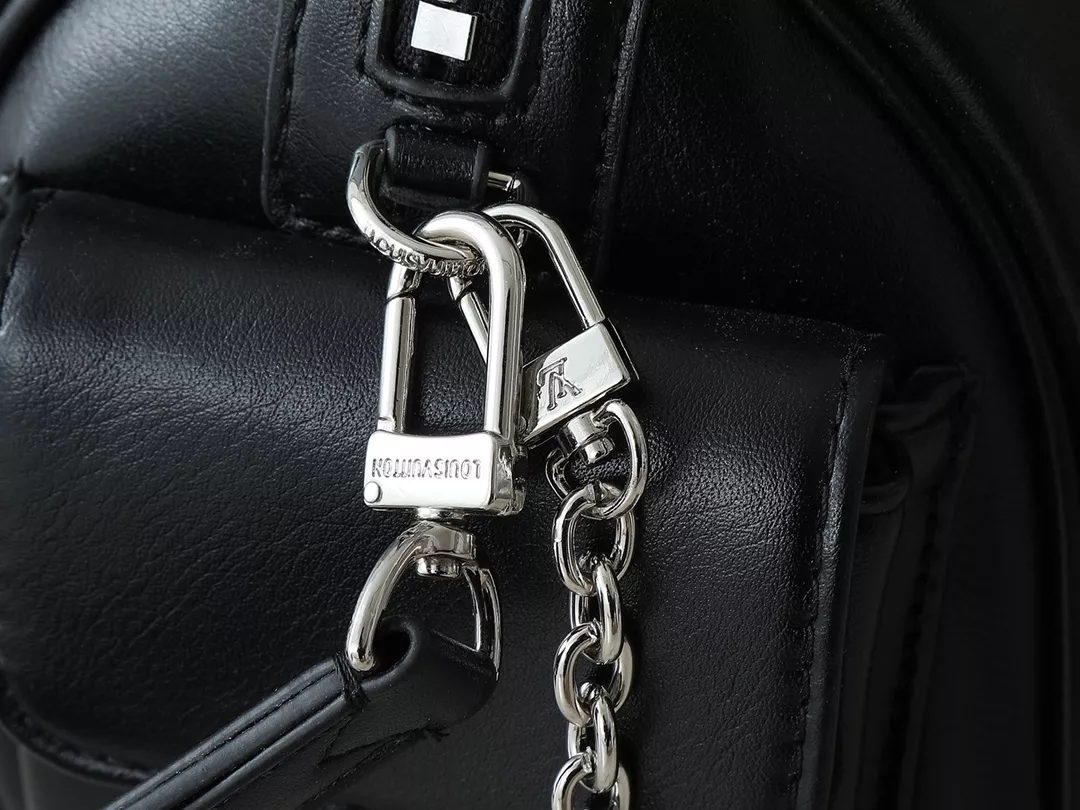 Louis Vuitton AAA Quality Shoulder Bags For Women Bright 6182