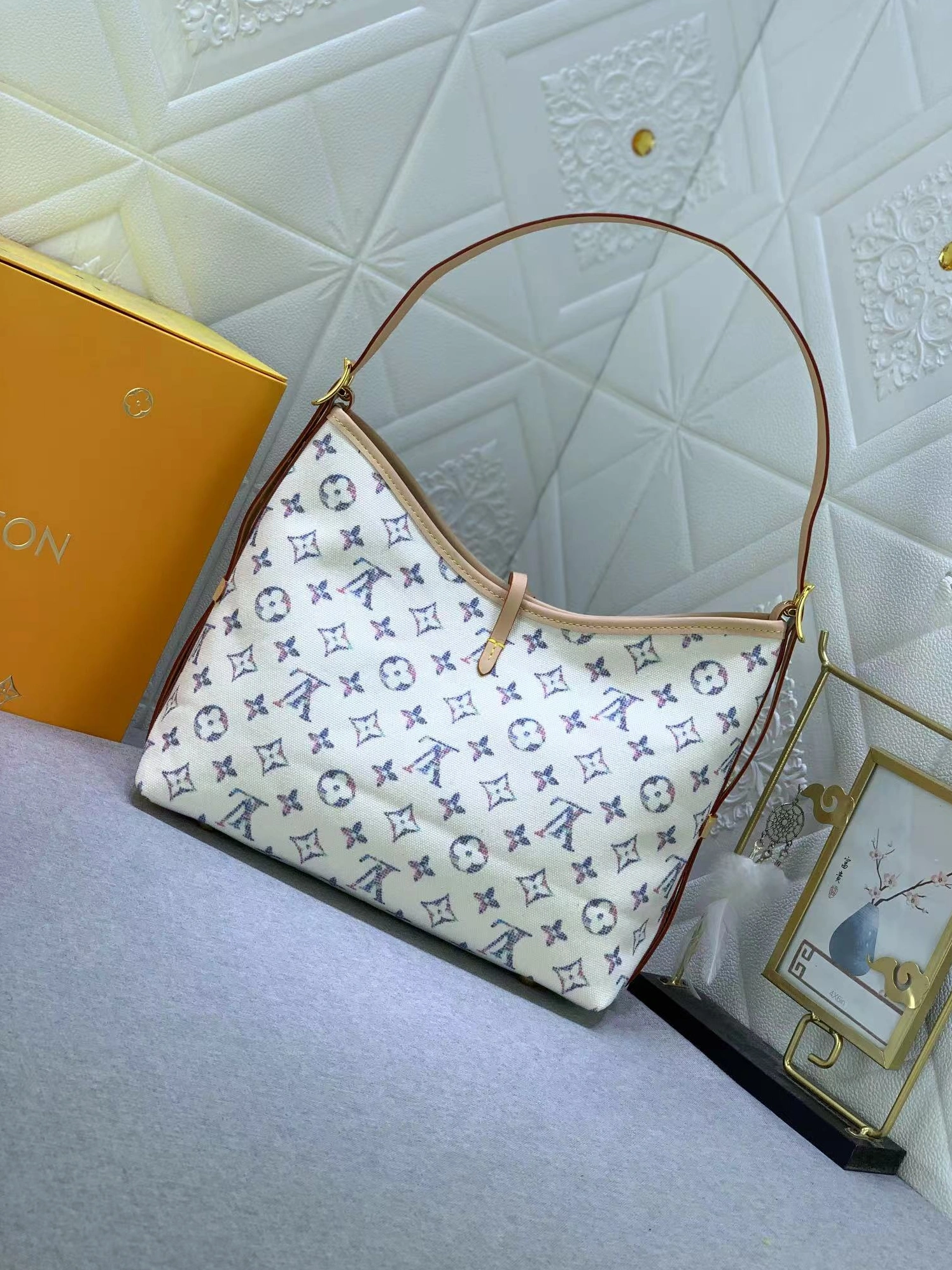 Louis Vuitton AAA Quality Shoulder Bags For Women Comfortable 1284