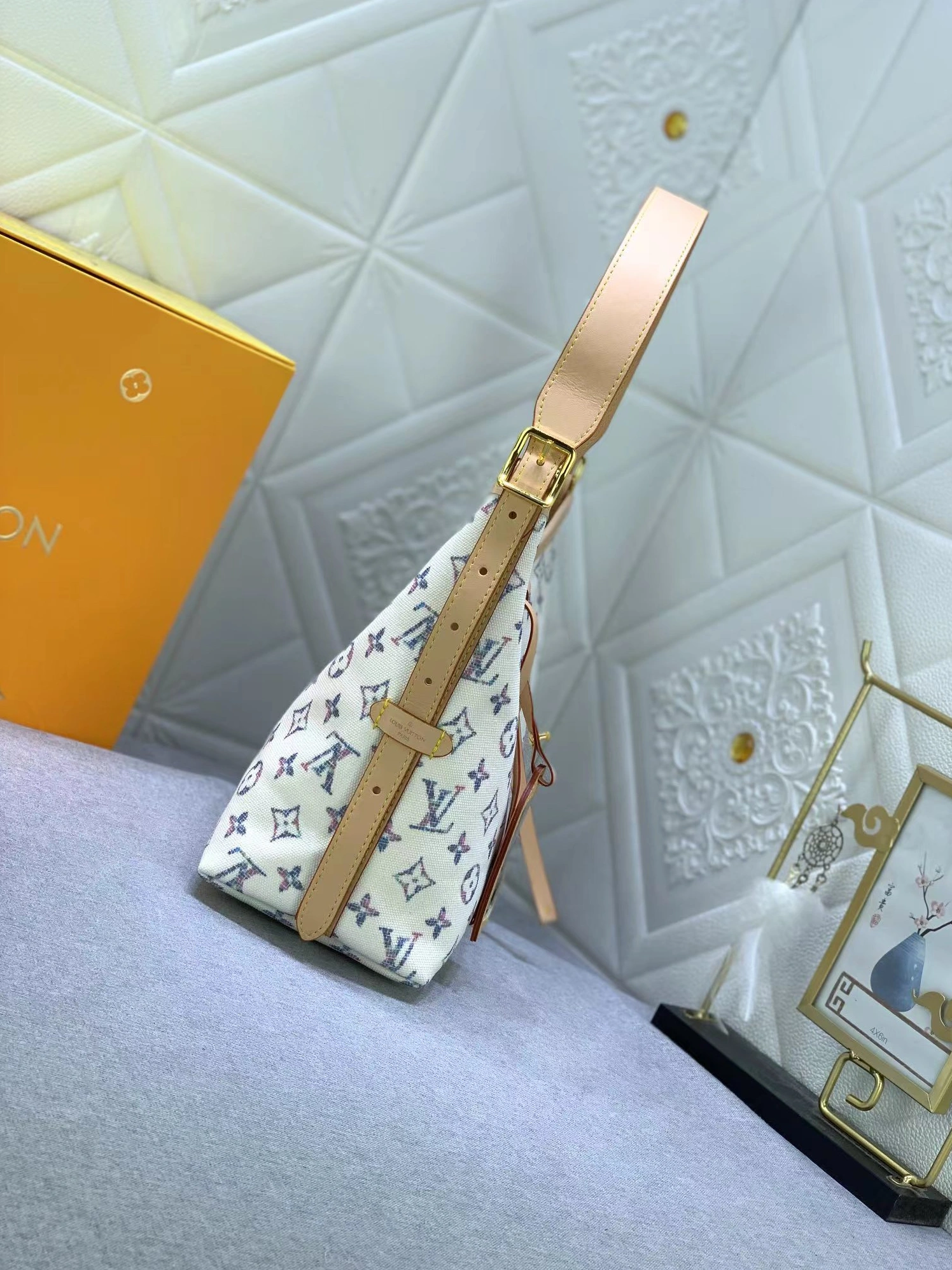 Louis Vuitton AAA Quality Shoulder Bags For Women Comfortable 1284