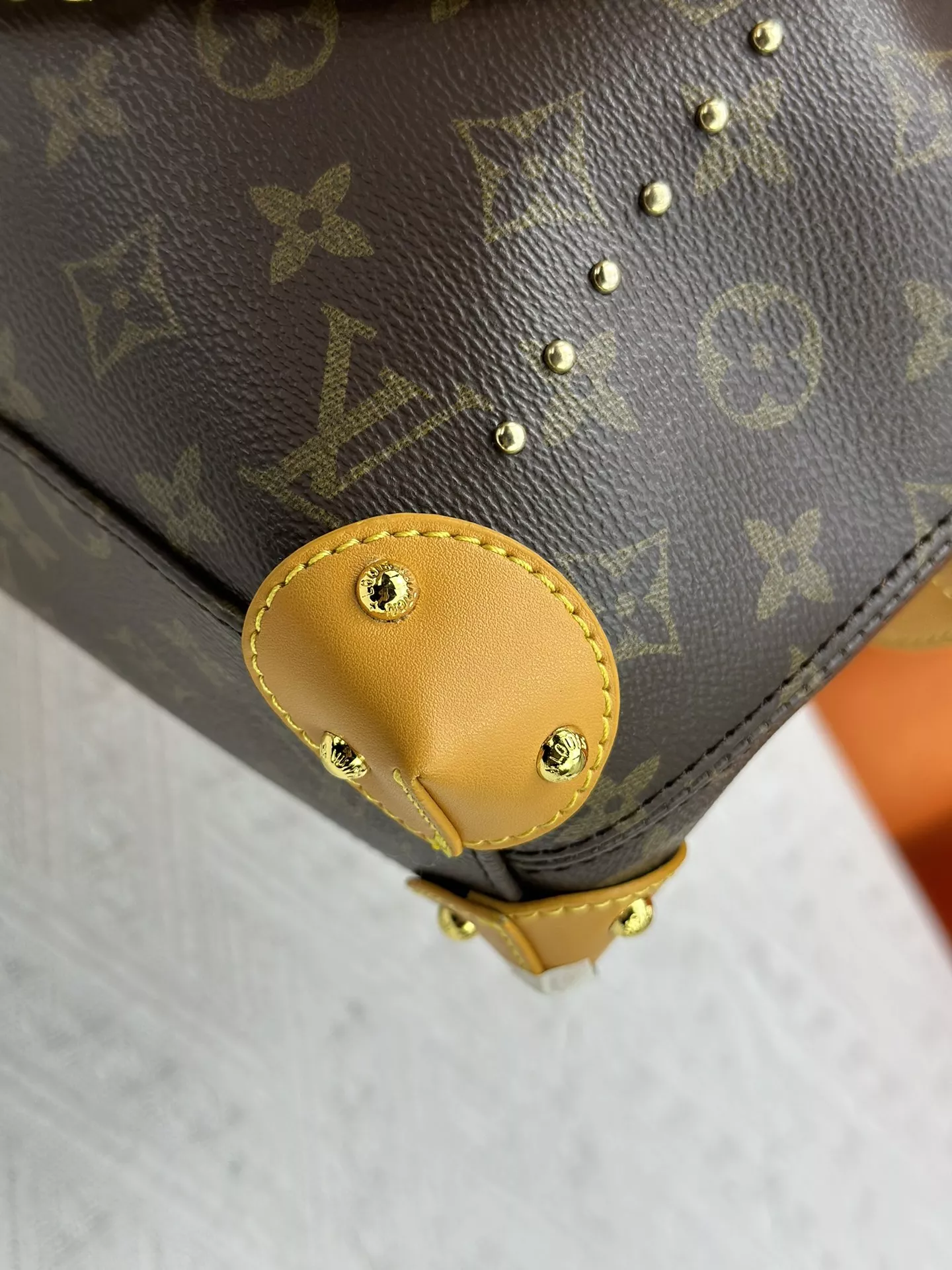 Louis Vuitton AAA Quality Shoulder Bags For Women Comfortable 6423