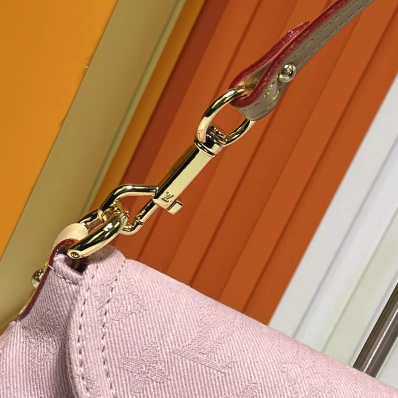 Louis Vuitton AAA Quality Shoulder Bags For Women Cozy 2016