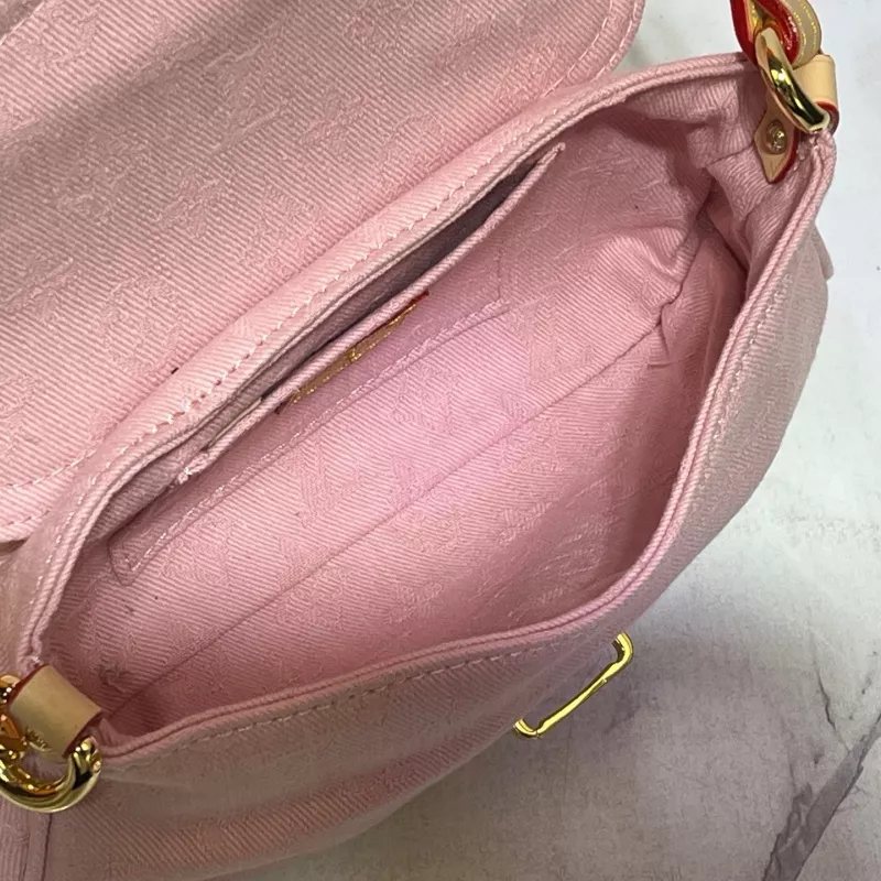 Louis Vuitton AAA Quality Shoulder Bags For Women Cozy 2016