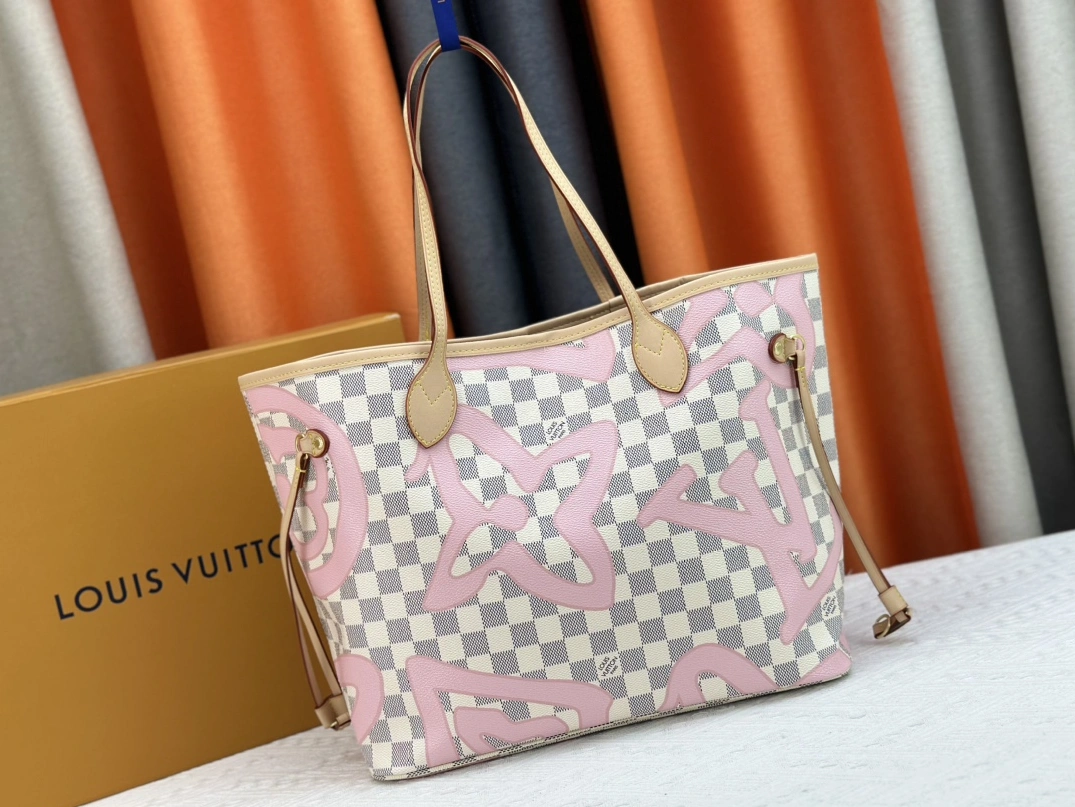 Louis Vuitton AAA Quality Shoulder Bags For Women DailyWear 6252