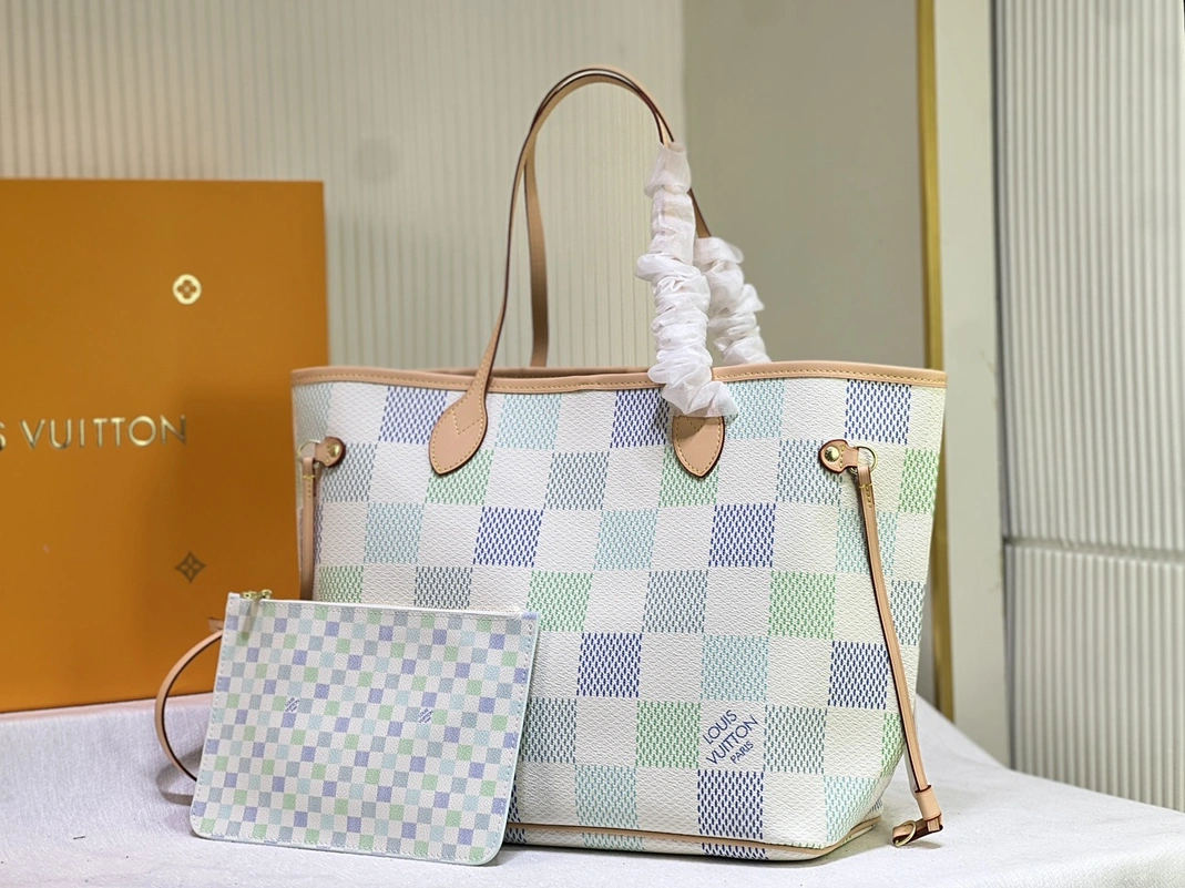Louis Vuitton AAA Quality Shoulder Bags For Women DailyWear 9058