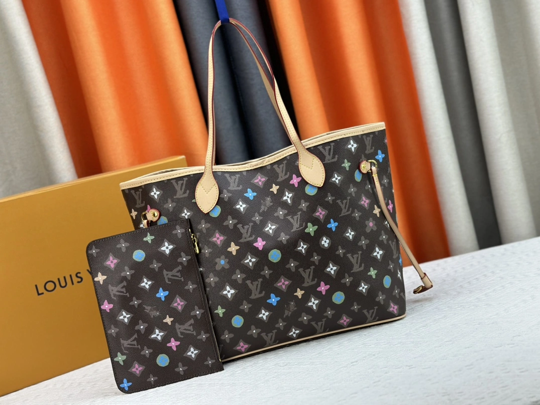 Louis Vuitton AAA Quality Shoulder Bags For Women EasyMatch 113