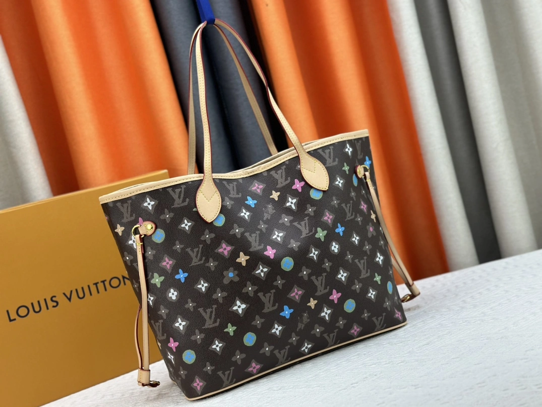 Louis Vuitton AAA Quality Shoulder Bags For Women EasyMatch 113