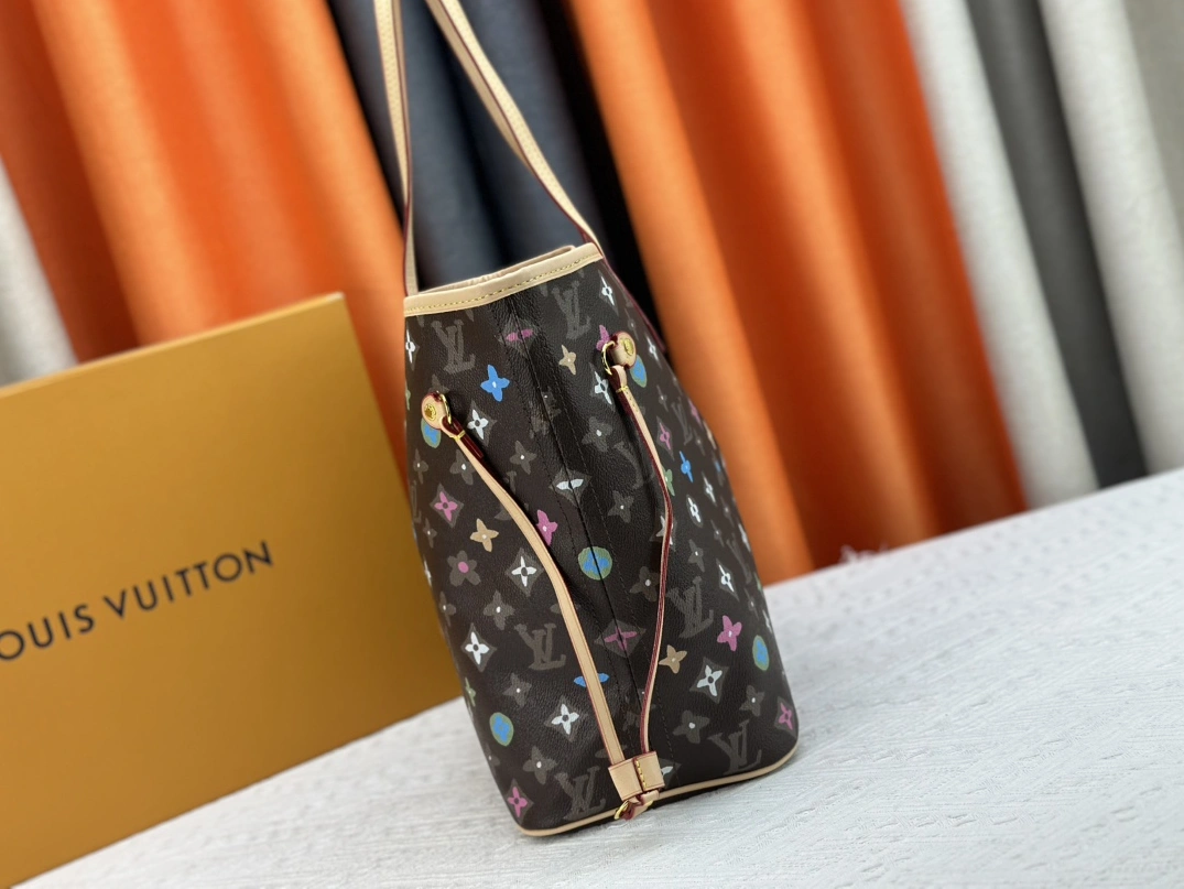 Louis Vuitton AAA Quality Shoulder Bags For Women EasyMatch 113
