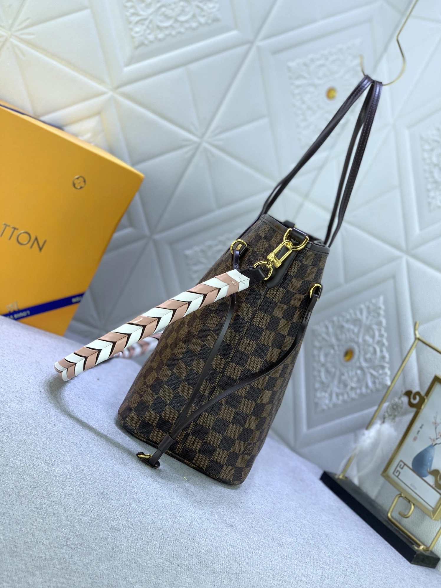 Louis Vuitton AAA Quality Shoulder Bags For Women EasyMatch 3540