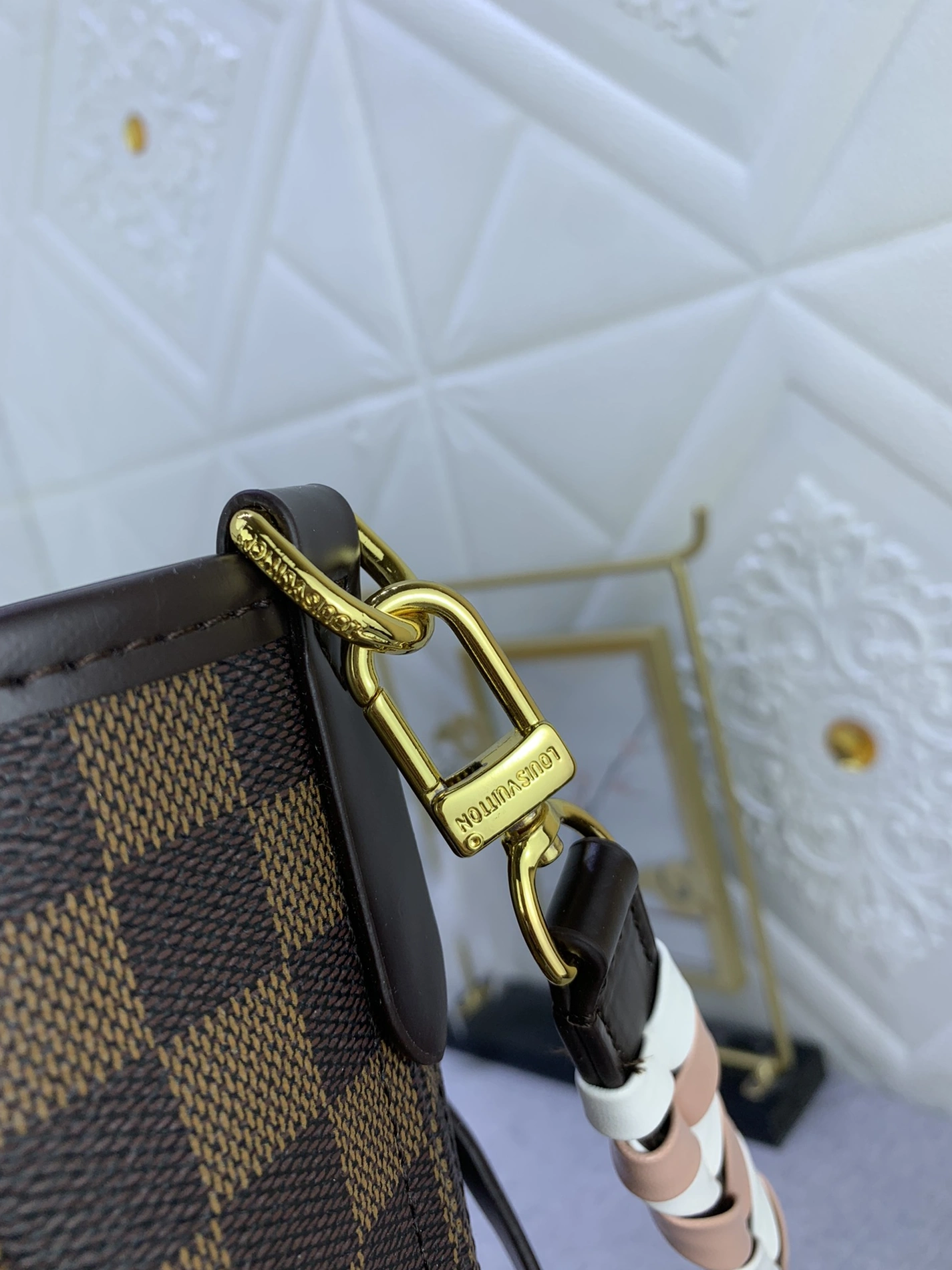 Louis Vuitton AAA Quality Shoulder Bags For Women EasyMatch 3540