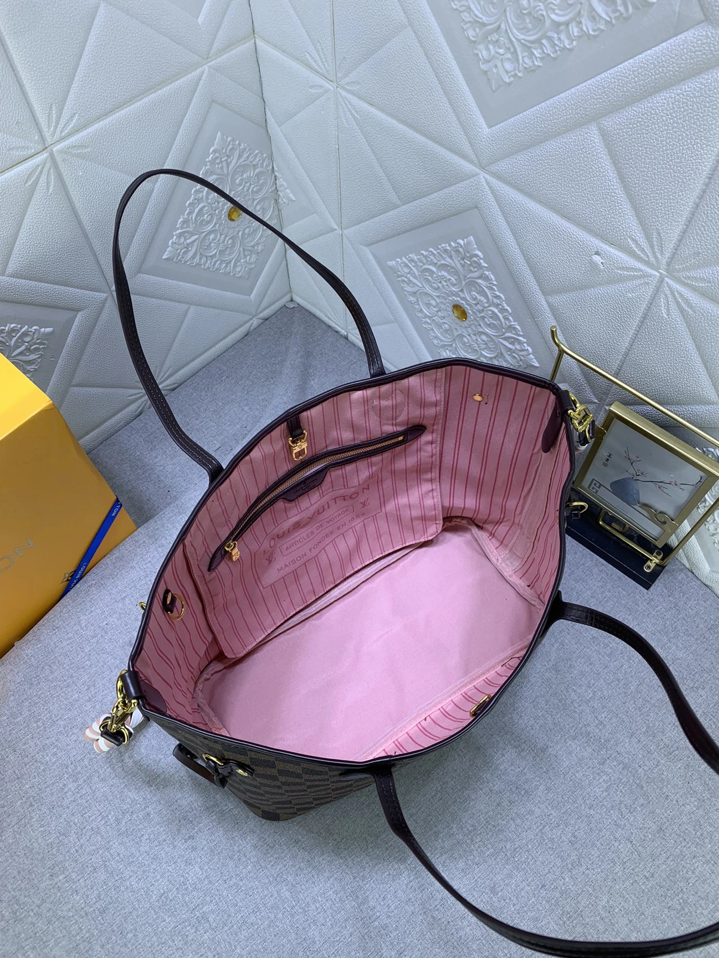 Louis Vuitton AAA Quality Shoulder Bags For Women EasyMatch 3540