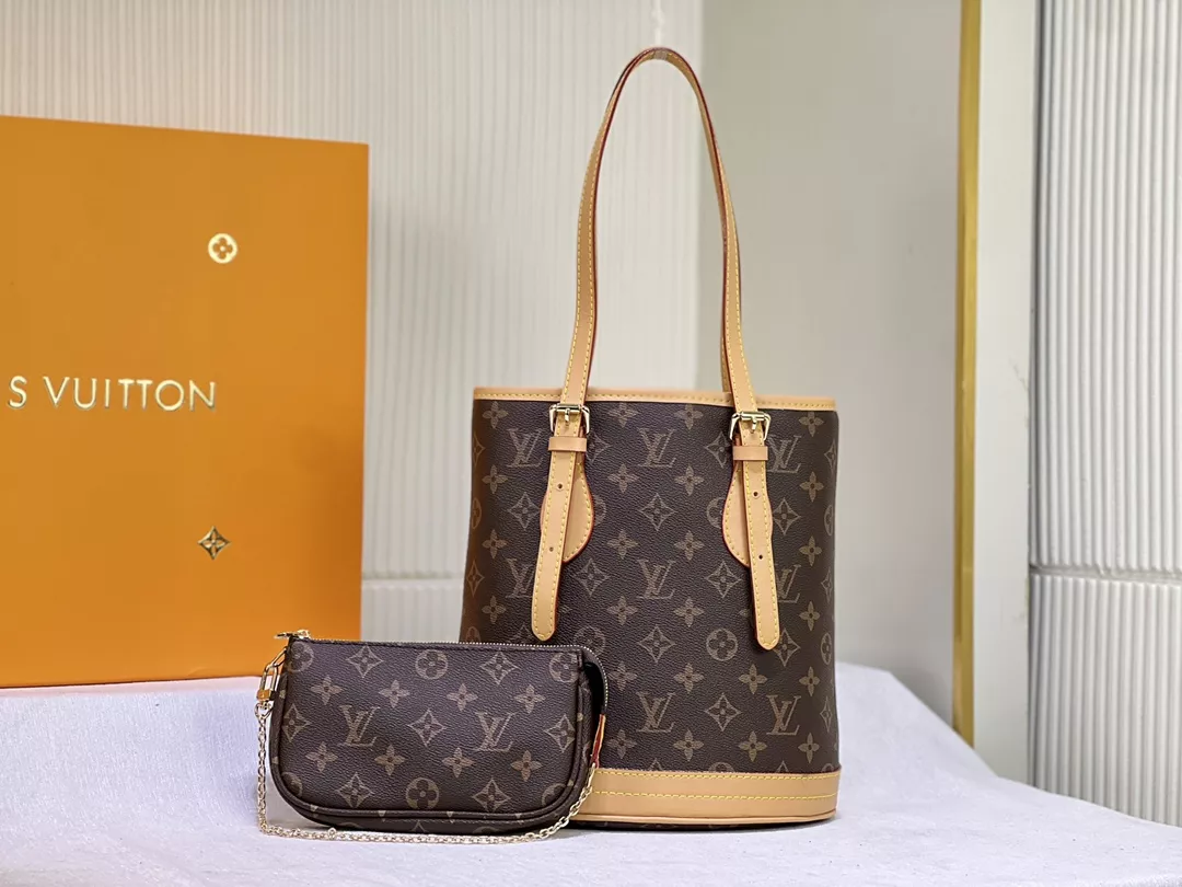 Louis Vuitton AAA Quality Shoulder Bags For Women Efficient 5303