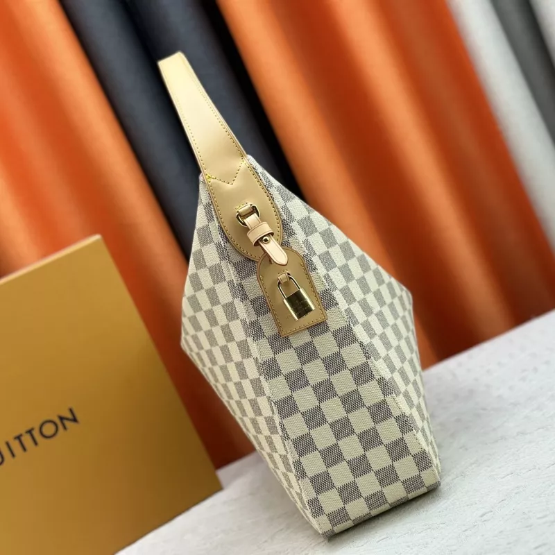 Louis Vuitton AAA Quality Shoulder Bags For Women EyeCatching 8639