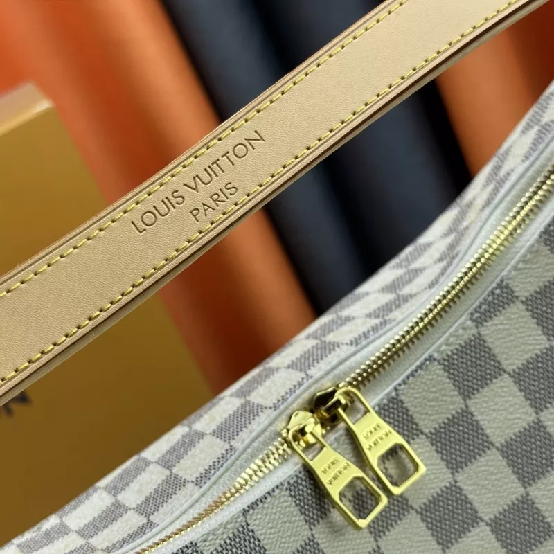 Louis Vuitton AAA Quality Shoulder Bags For Women EyeCatching 8639