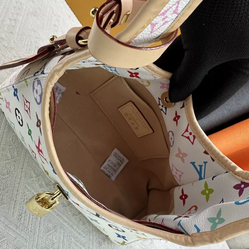 Louis Vuitton AAA Quality Shoulder Bags For Women Functional 2589