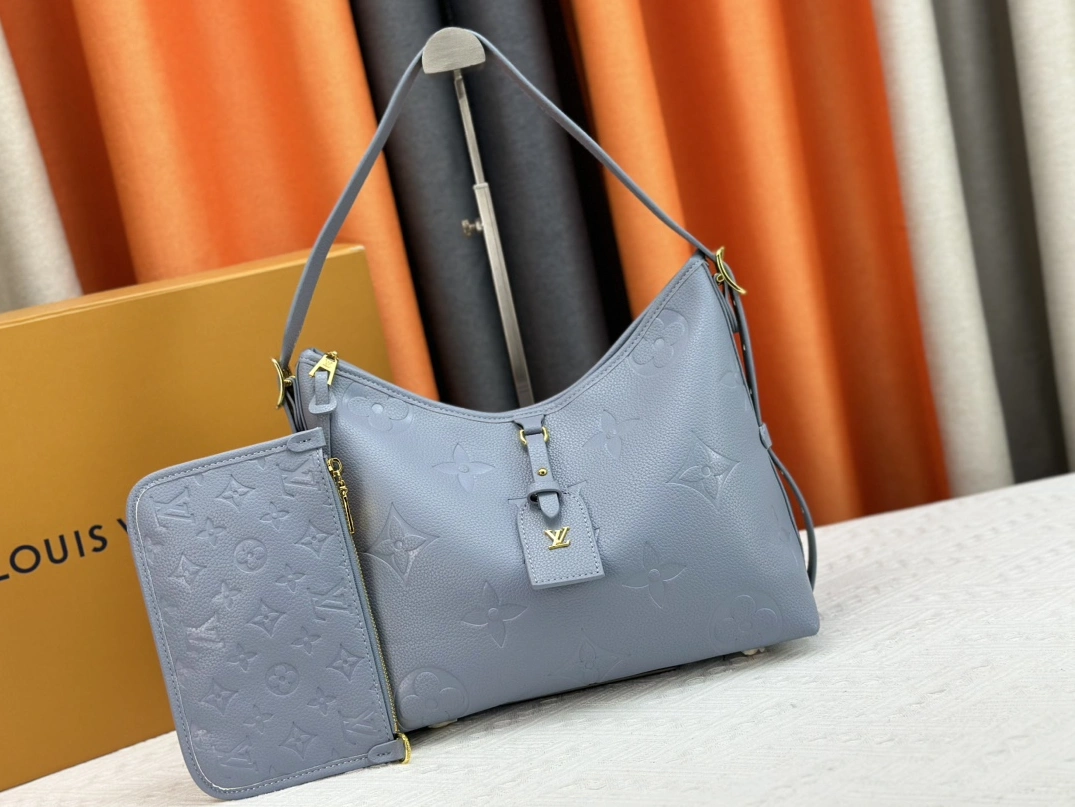 Louis Vuitton AAA Quality Shoulder Bags For Women GoAnywhere 1213