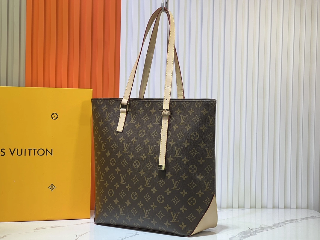 Louis Vuitton AAA Quality Shoulder Bags For Women GoodFit 3396