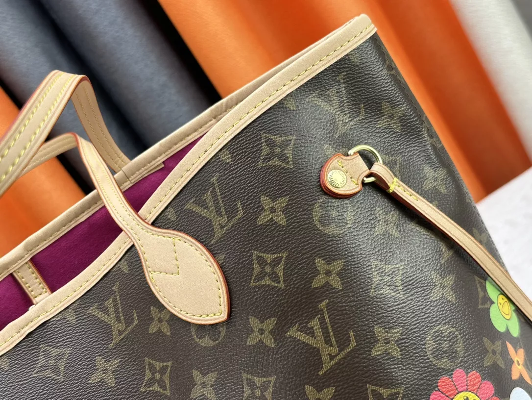 Louis Vuitton AAA Quality Shoulder Bags For Women GoodFit 3688