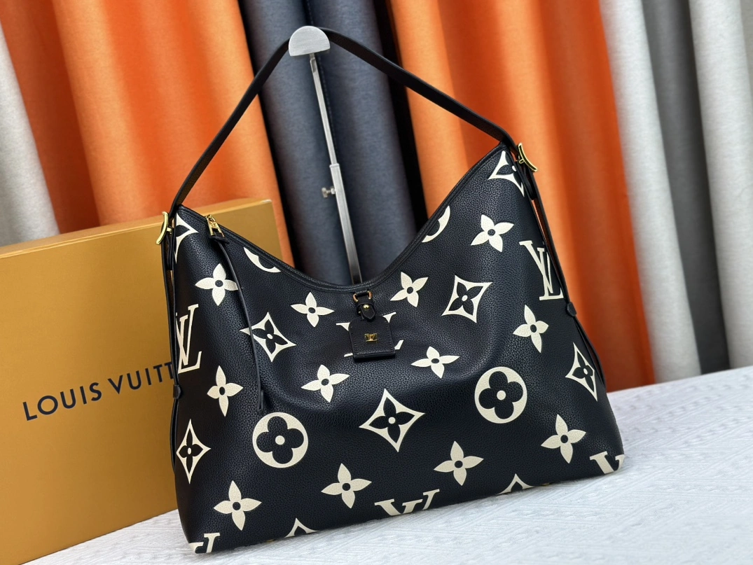 Louis Vuitton AAA Quality Shoulder Bags For Women GoodFit 5576