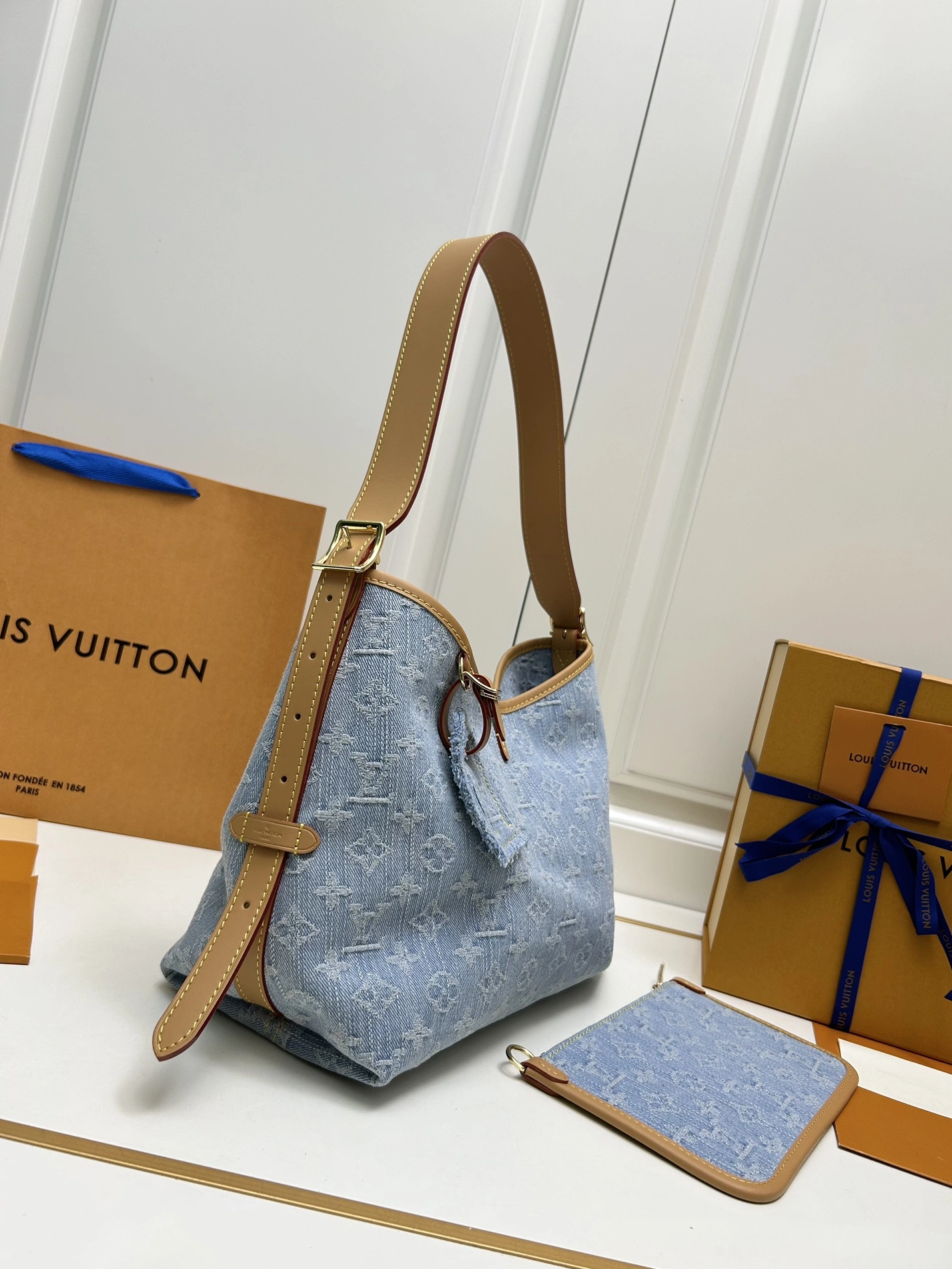 Louis Vuitton AAA Quality Shoulder Bags For Women GoodFit 6456