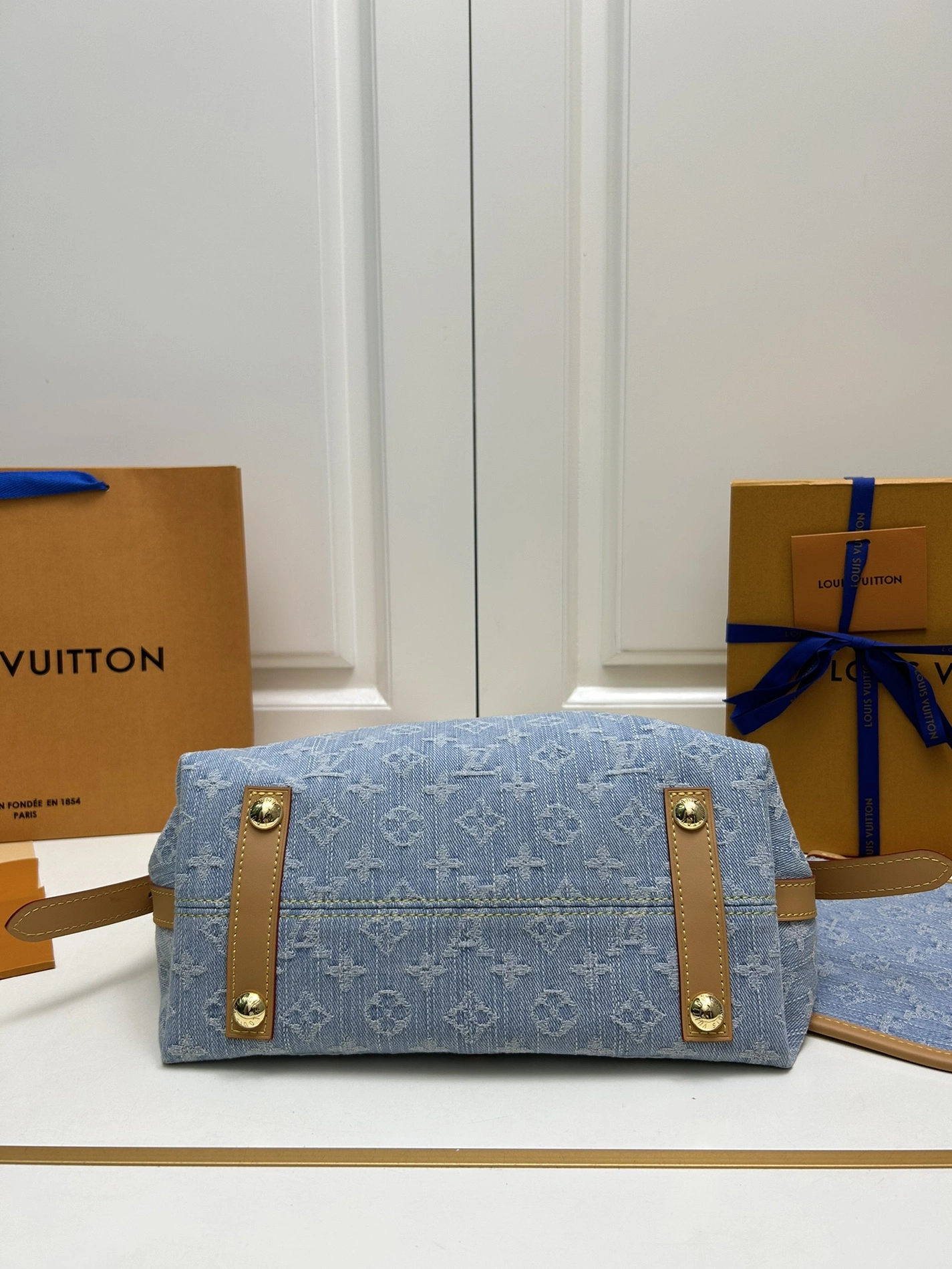Louis Vuitton AAA Quality Shoulder Bags For Women GoodFit 6456