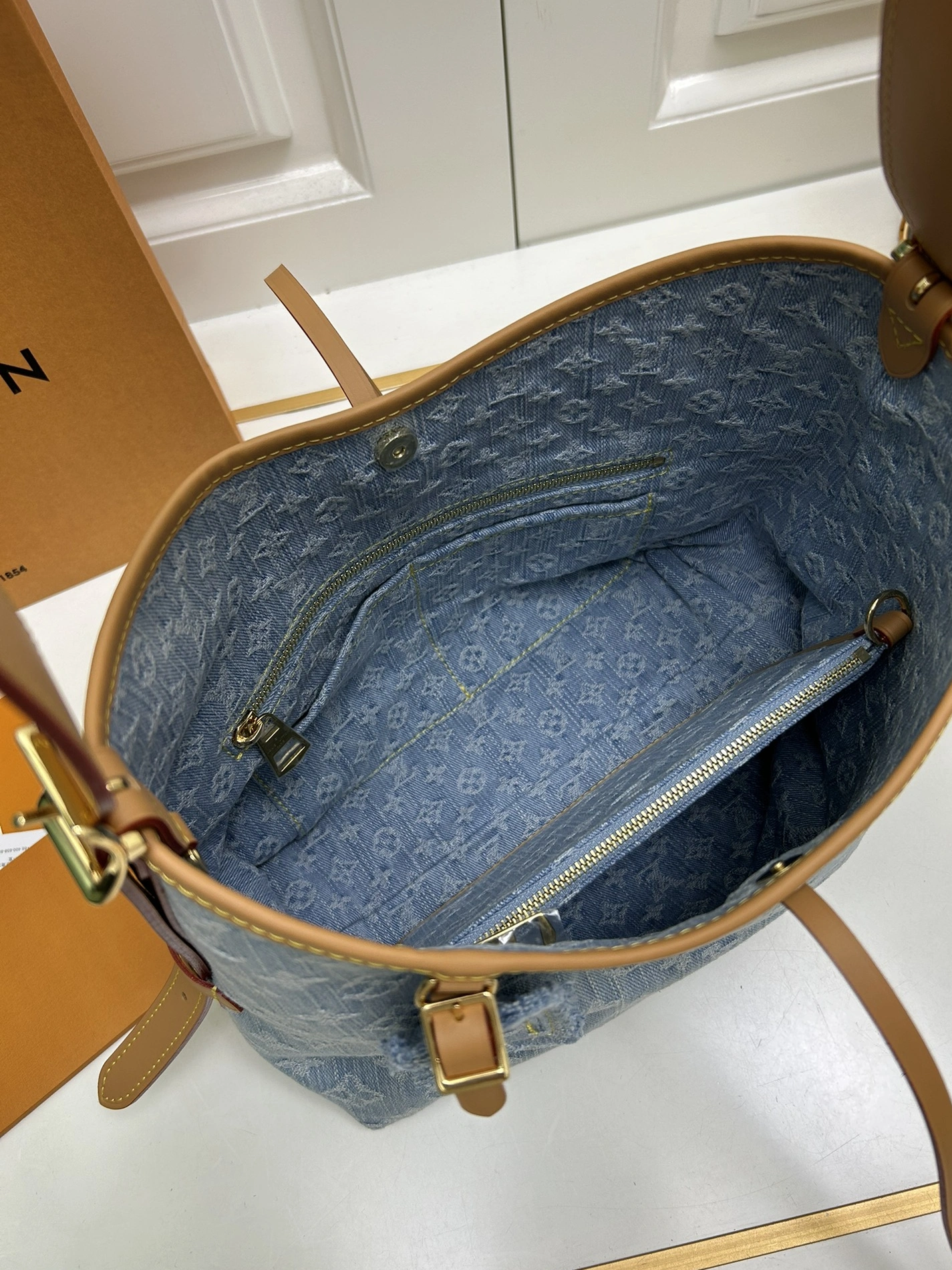 Louis Vuitton AAA Quality Shoulder Bags For Women GoodFit 6456