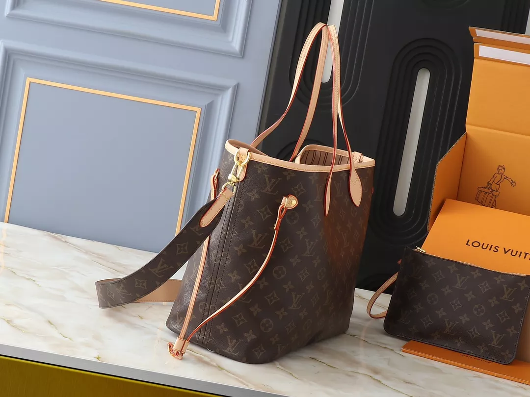 Louis Vuitton AAA Quality Shoulder Bags For Women HighQuality 5938