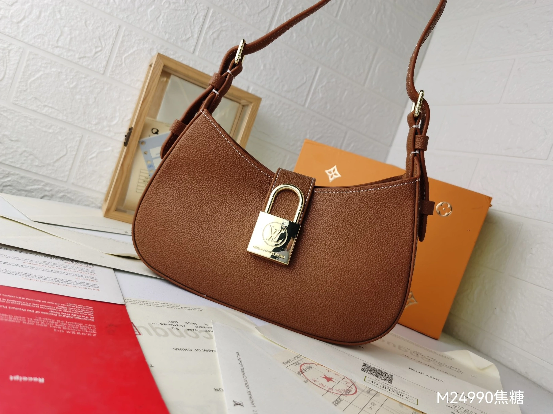 Louis Vuitton AAA Quality Shoulder Bags For Women Lightweight 4757