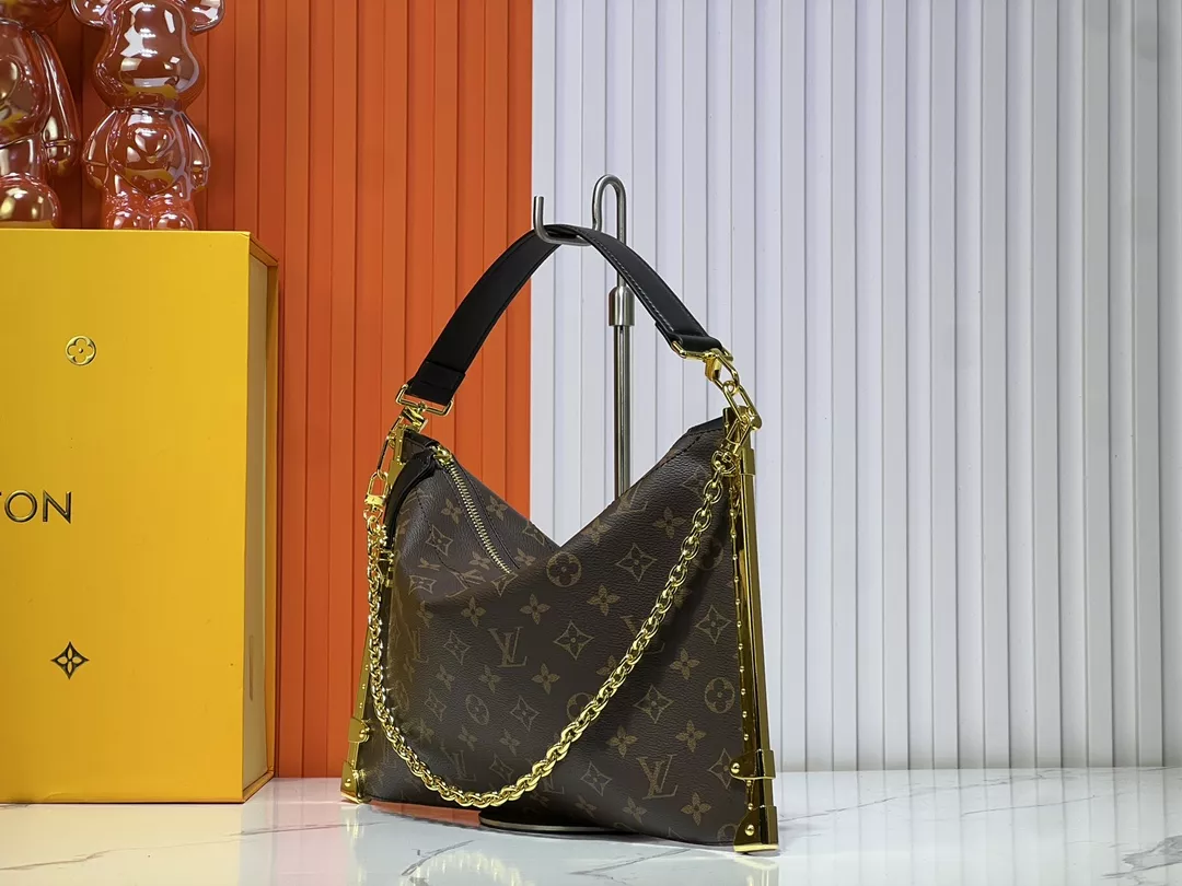 Louis Vuitton AAA Quality Shoulder Bags For Women Minimalist 2313