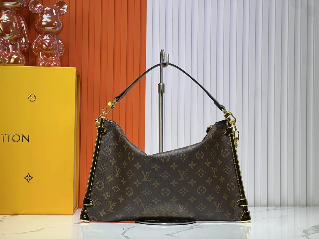Louis Vuitton AAA Quality Shoulder Bags For Women Minimalist 2313
