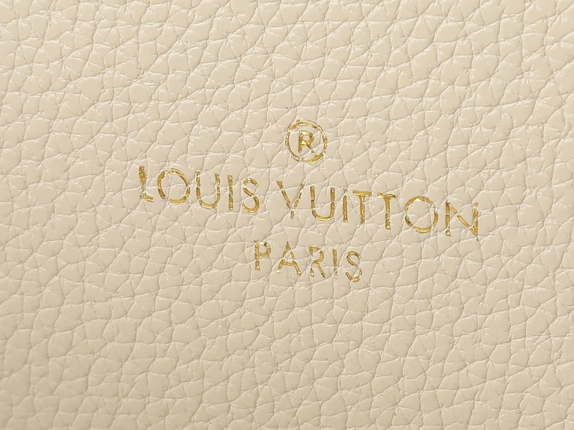 Louis Vuitton AAA Quality Shoulder Bags For Women Reliable 7085