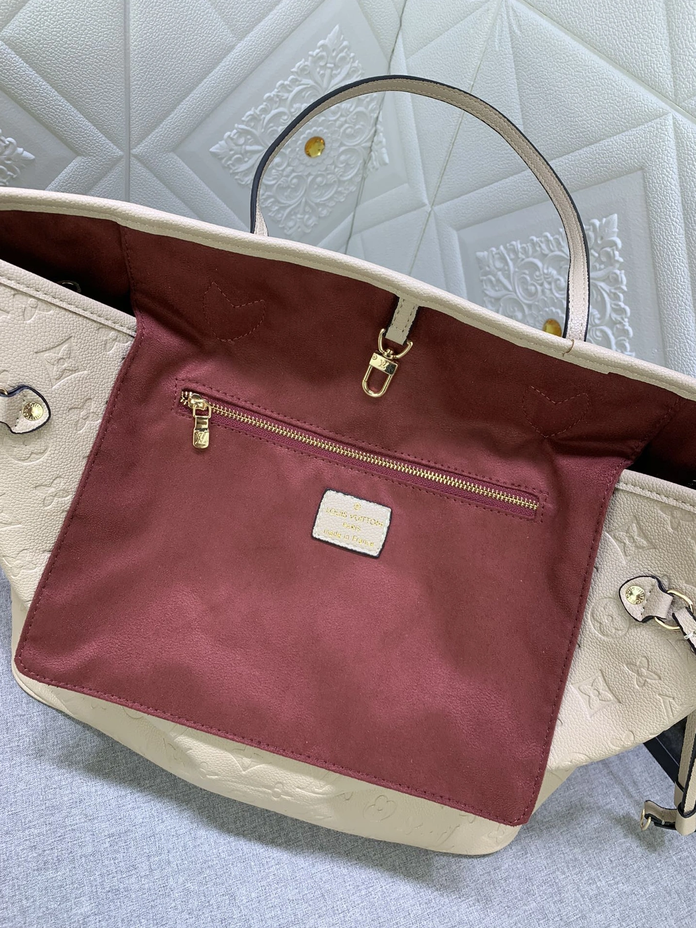 Louis Vuitton AAA Quality Shoulder Bags For Women SmartChoice 2139