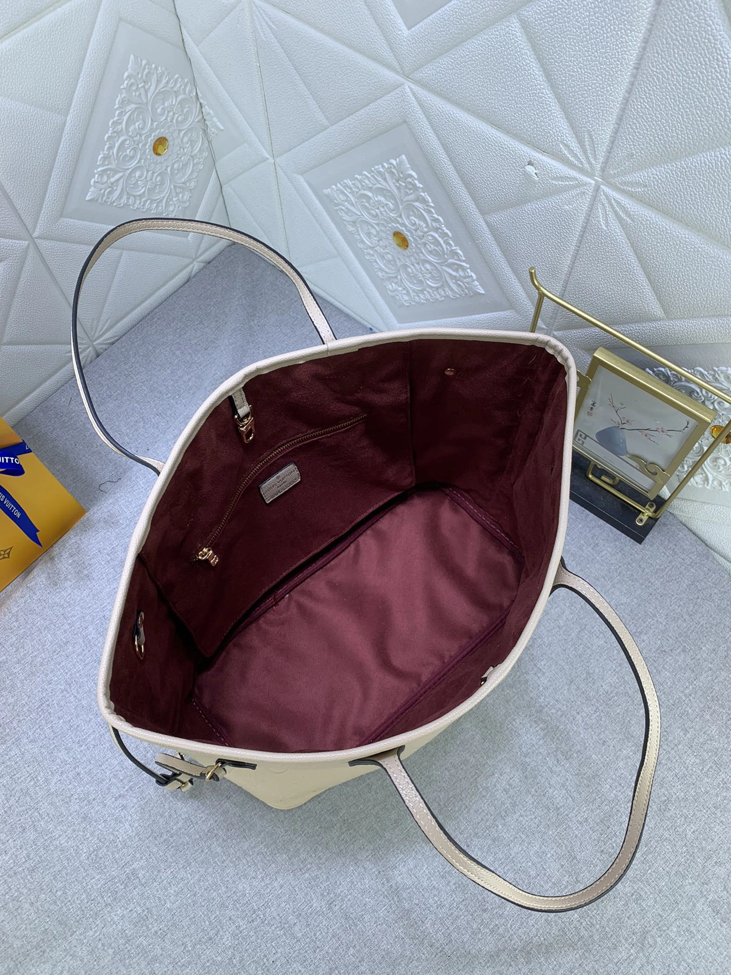 Louis Vuitton AAA Quality Shoulder Bags For Women SmartChoice 2139