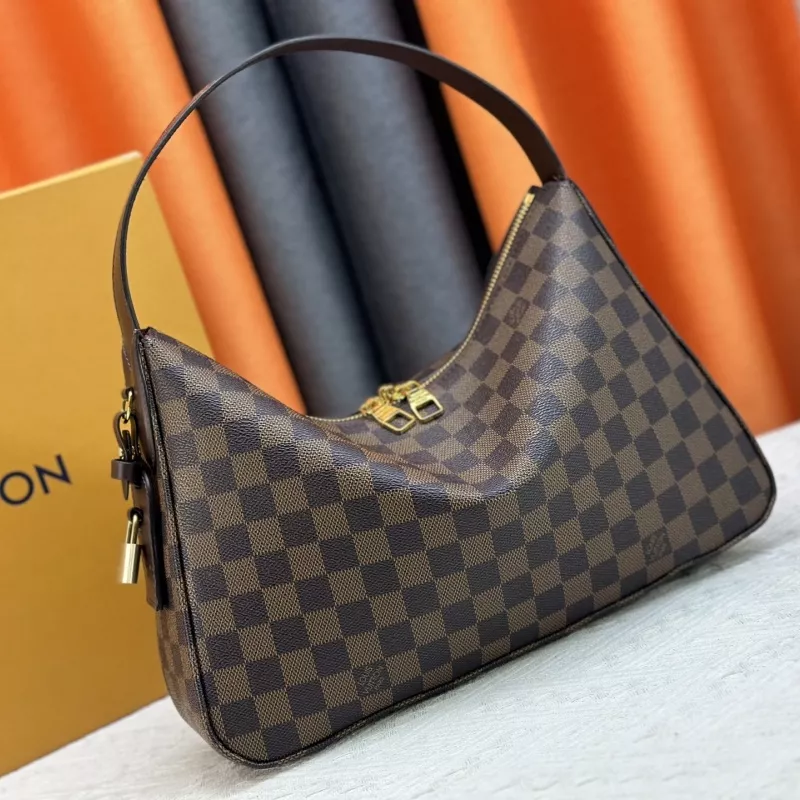 Louis Vuitton AAA Quality Shoulder Bags For Women Soft 7130