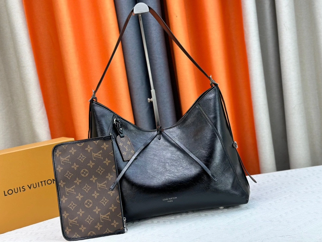 Louis Vuitton AAA Quality Shoulder Bags For Women Timeless 6454