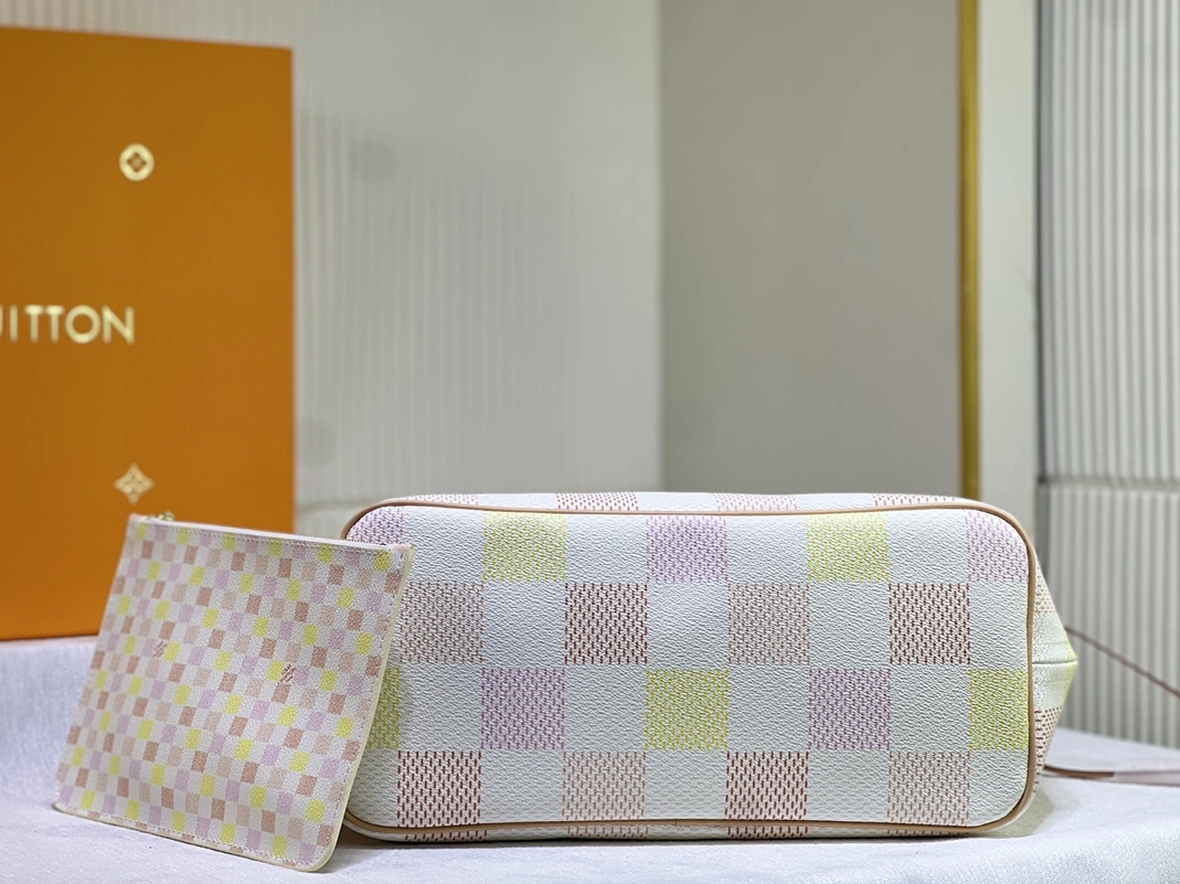Louis Vuitton AAA Quality Shoulder Bags For Women Trendsetting 8505