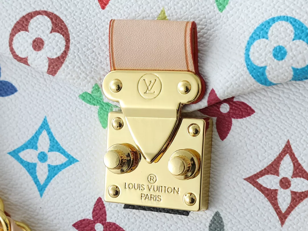 Louis Vuitton AAA Quality Shoulder Bags For Women UrbanStyle 6626
