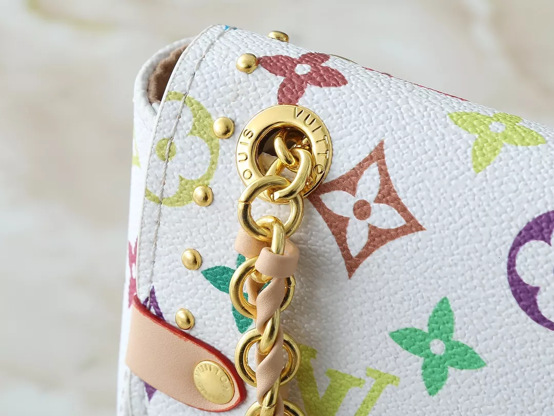 Louis Vuitton AAA Quality Shoulder Bags For Women UrbanStyle 6626