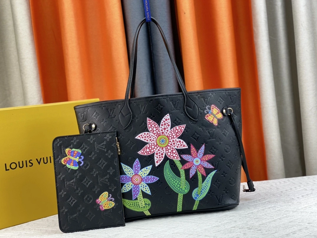 Louis Vuitton AAA Quality Shoulder Bags For Women WellDesigned 6324