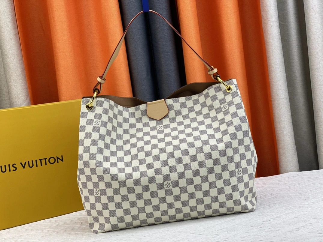 Louis Vuitton AAA Quality Shoulder Bags In Coffee For Women SmartChoice 2726